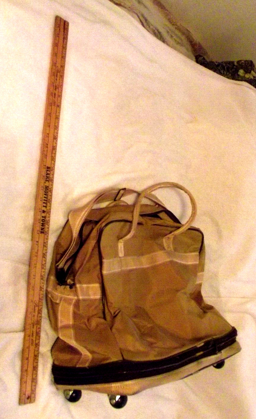 1987 N&N Brand Hong Kong Expandable Vinyl Tan Travel Bag Kwun Fung Stanley Store