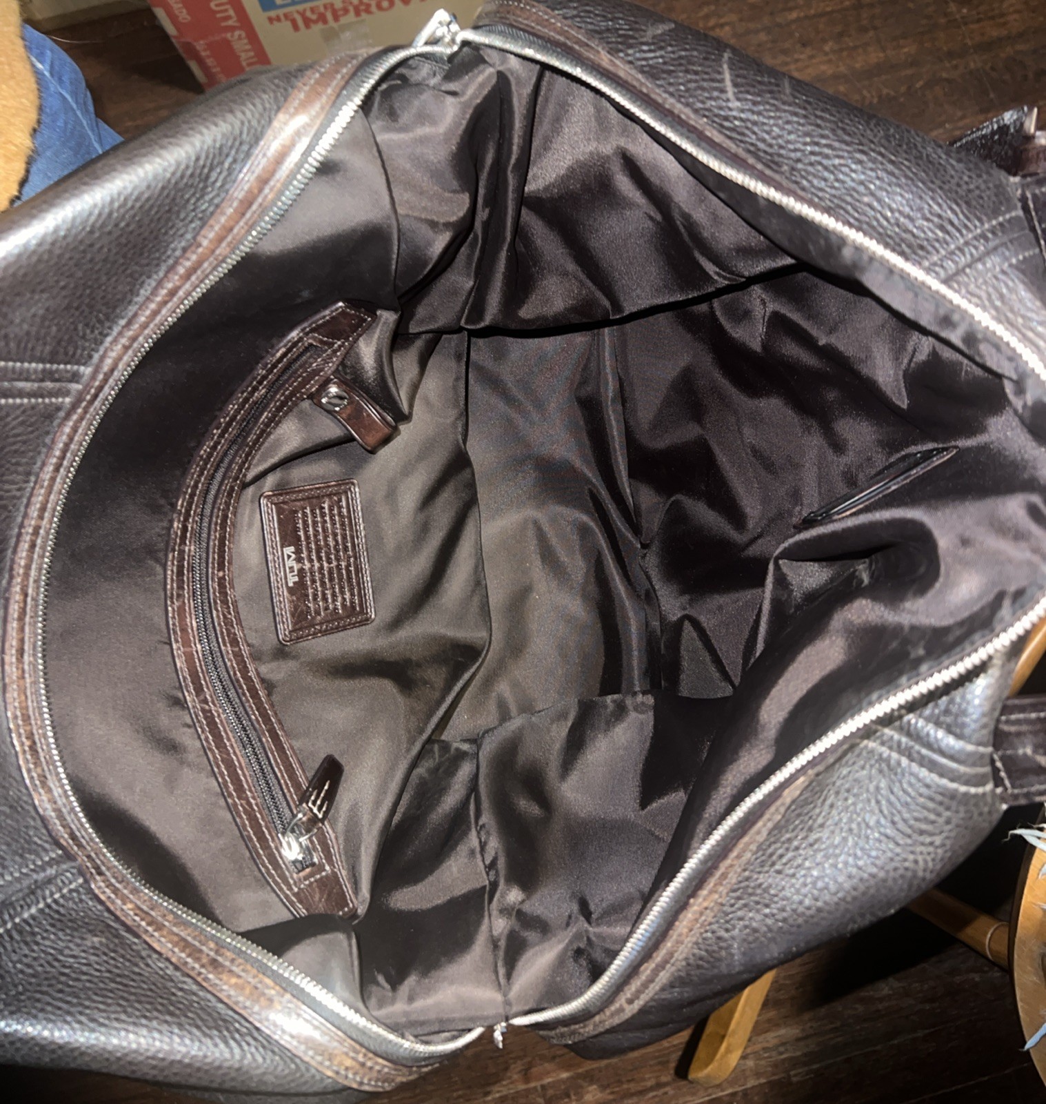 TUMI Large Rare Genuine Soft Leather Chocolate Brown travel Duffle Bag Vintage