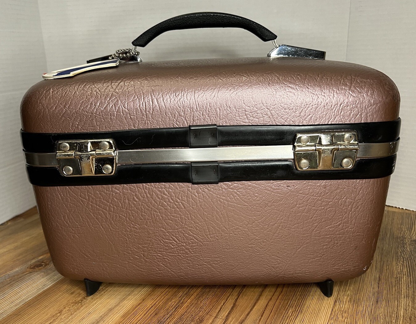 American Tourister Train Case- Vintage Travel Luggage-Purple Bag Key -RARE-VTG