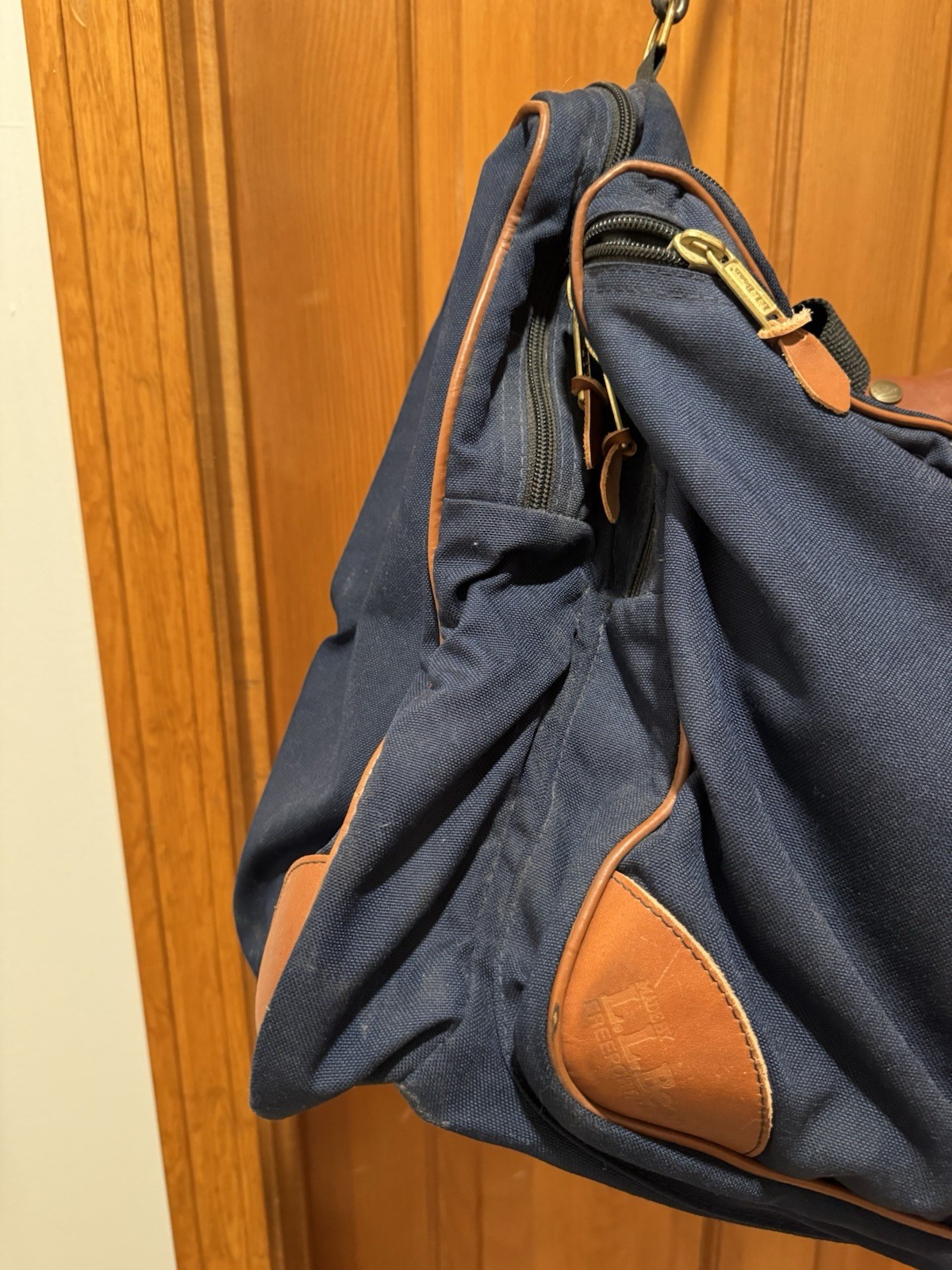 VTG L.L. Bean Cordura Travel Bag Duffel Navy Leather Trim USA Made 1980s Large