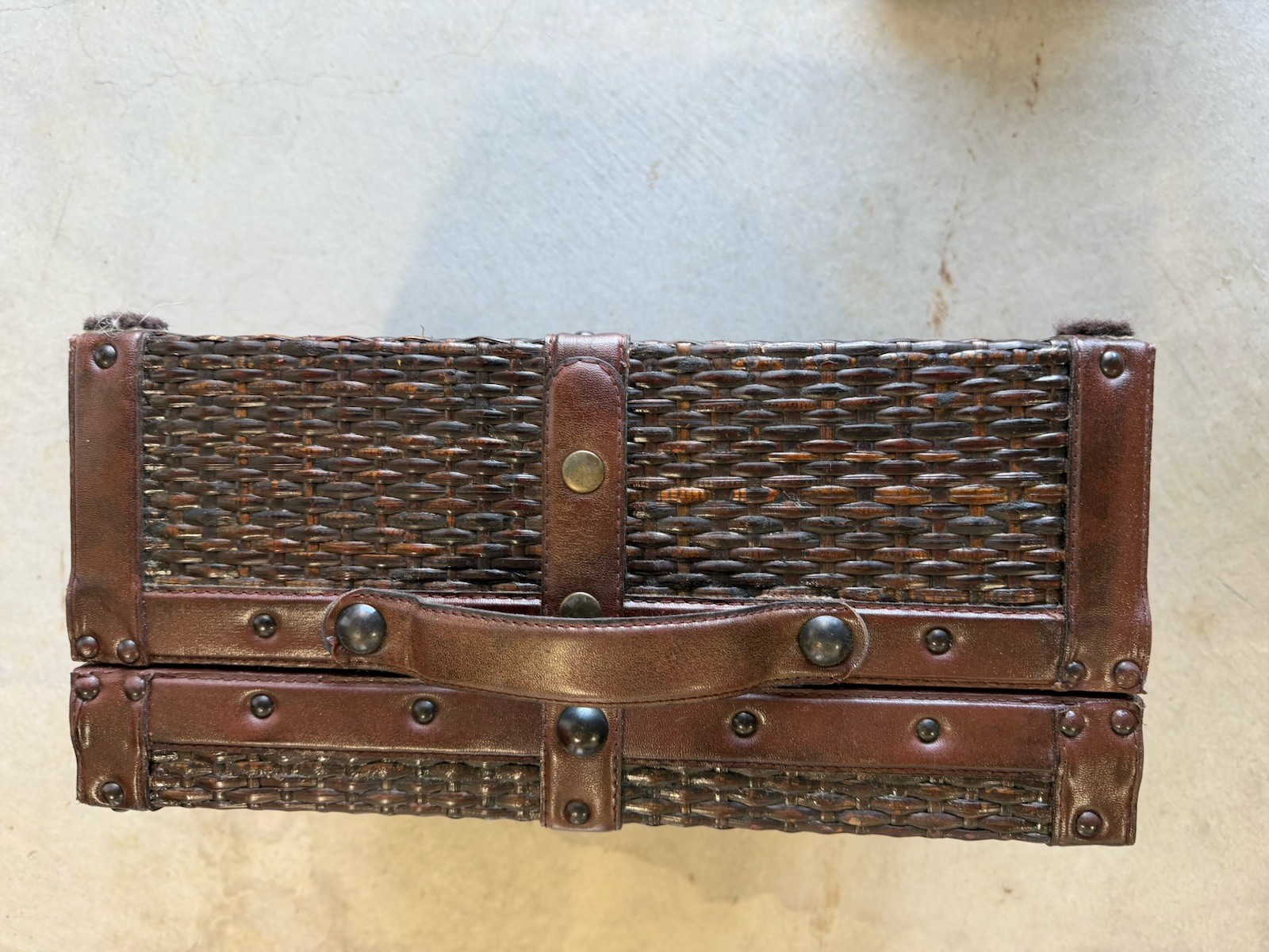 Vintage Style Woven Wicker Luggage Carry On Suitcase Decor Accent