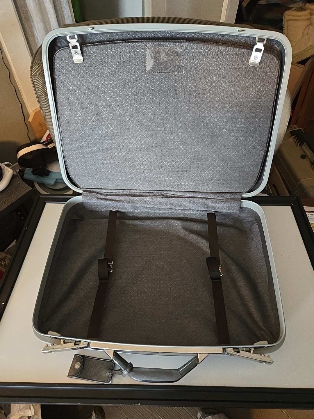 Vintage Boyle Darkp Blue Hardshell Suitcase 24” x 20” x 7” No Keys