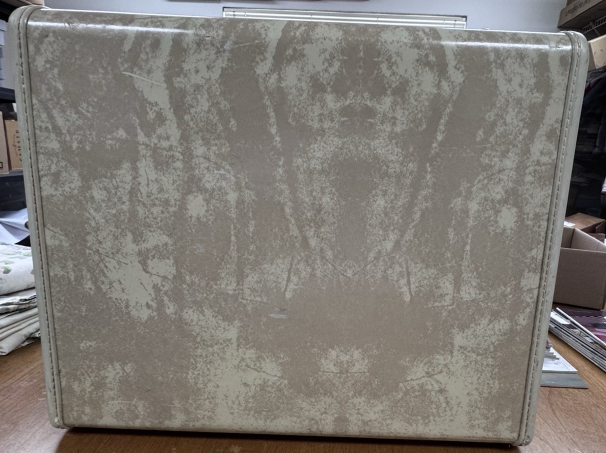 VINTAGE SAMSONITE SHWAYDER 4551 CREAM MARBLED LARGE SUITCASE / LUGGAGE