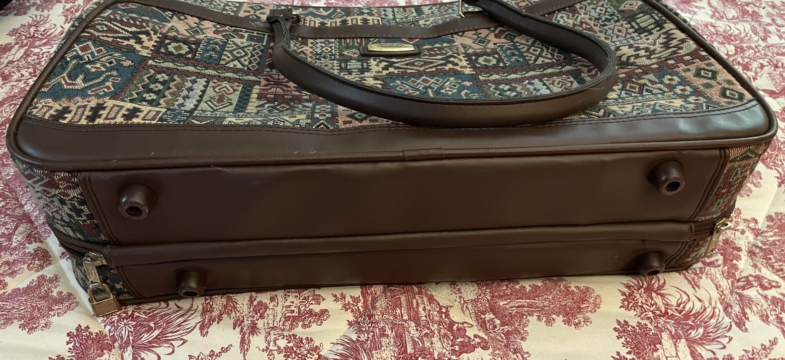 Vintage American Tourister Floral Tapestry Weekender LARGE Carry On Bag w/Handle
