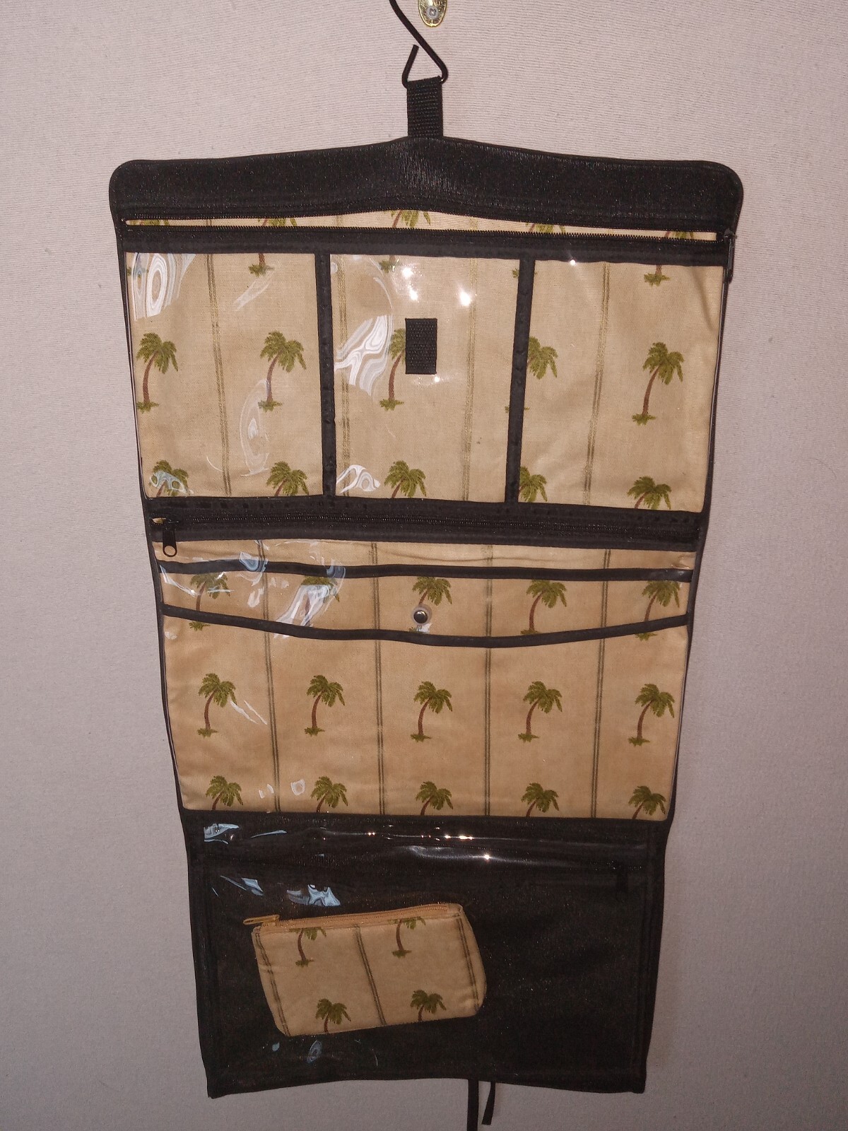 Travel Accessory , Organizer Case, By Celebrity .