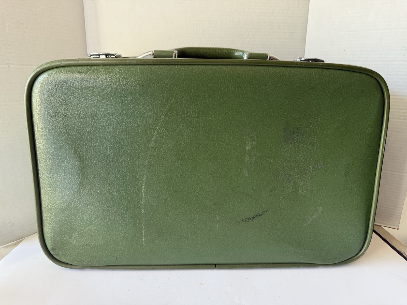 Vintage Amelia Earhart Green Luggage