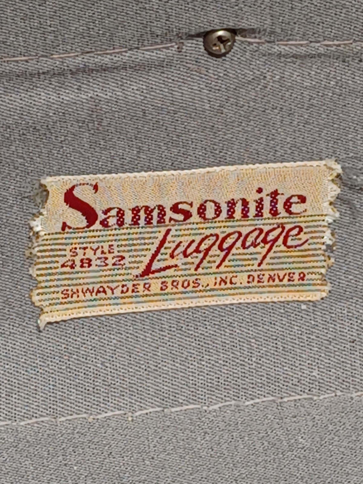Vintage Samsonite Shwayder Bros 4832 Large Hardshell Suitcase ~ 21″x16″x8″