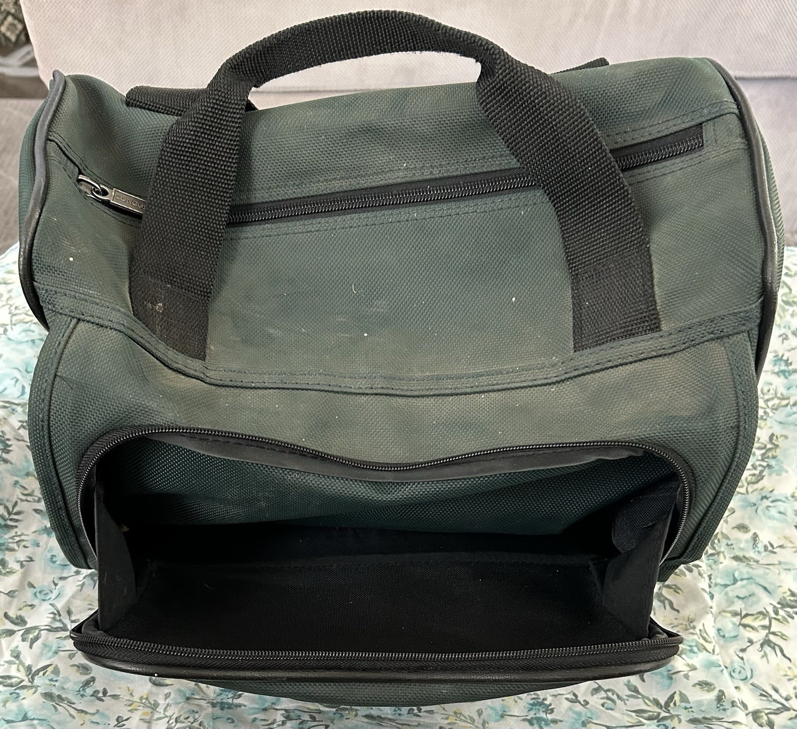 Vintage Green Concord Carry On Travel Bag Durable Luggage Multipurpose