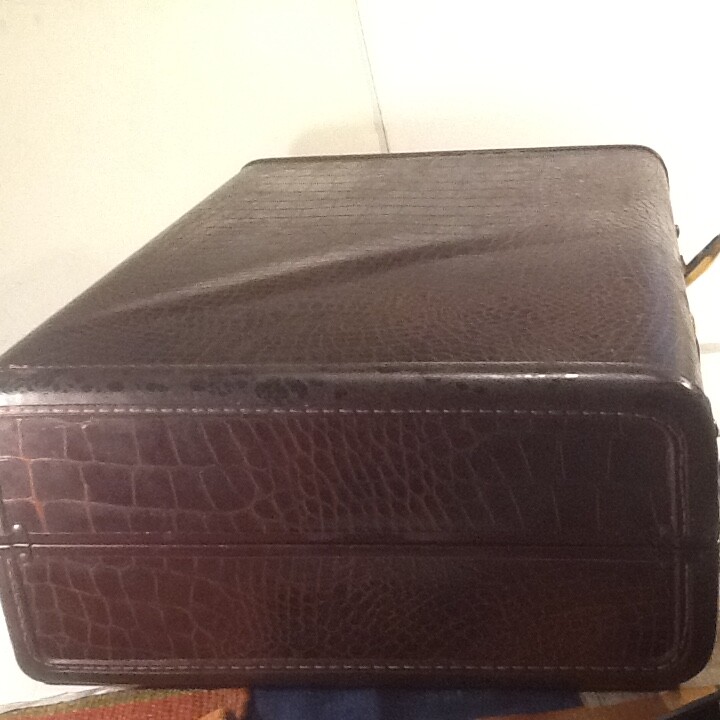 VINTAGE SAMSONITE ALLIGATOR SUITCASE LUGGAGE 1950’s/60’s patina 4132