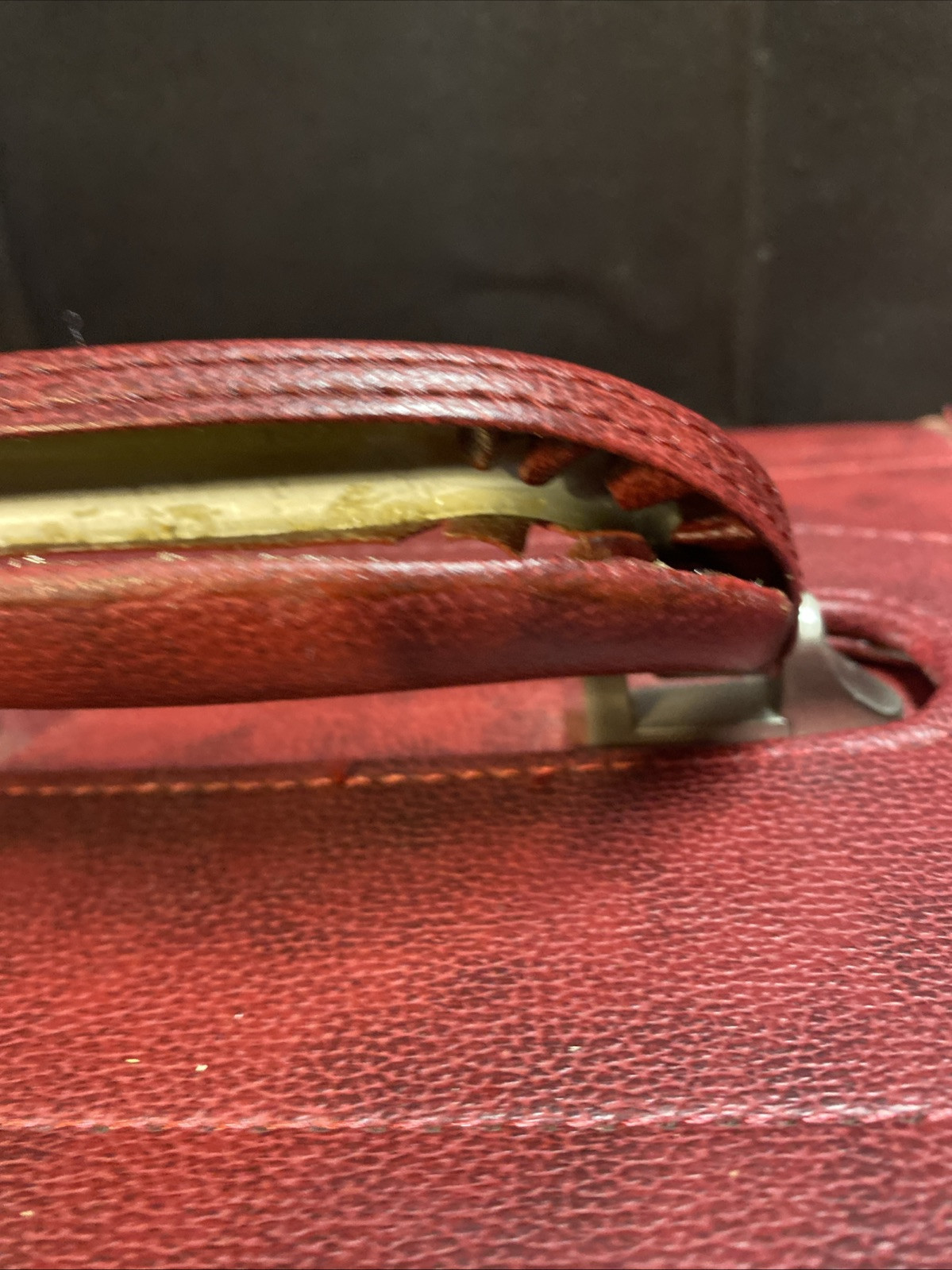 Red Train Case With Asian Design 18×10 Vintage