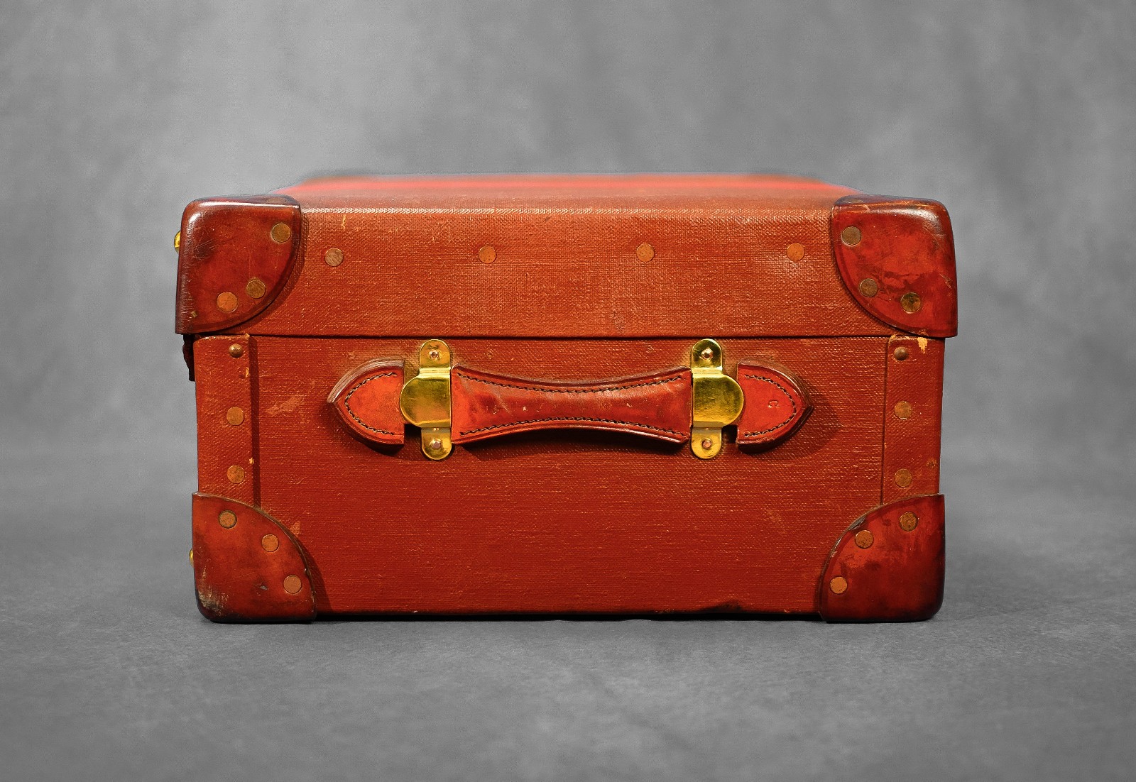 PUKKA LUGGAGE Antique Vintage Suitcase Trunk Motoring Case Leather Brass