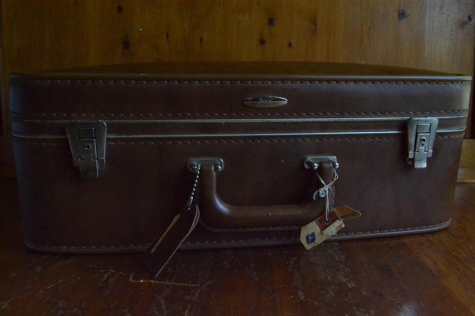 Vintage MCM Sears Featherlite Pullman Suitcase w/ 2 Keys Brown Mint