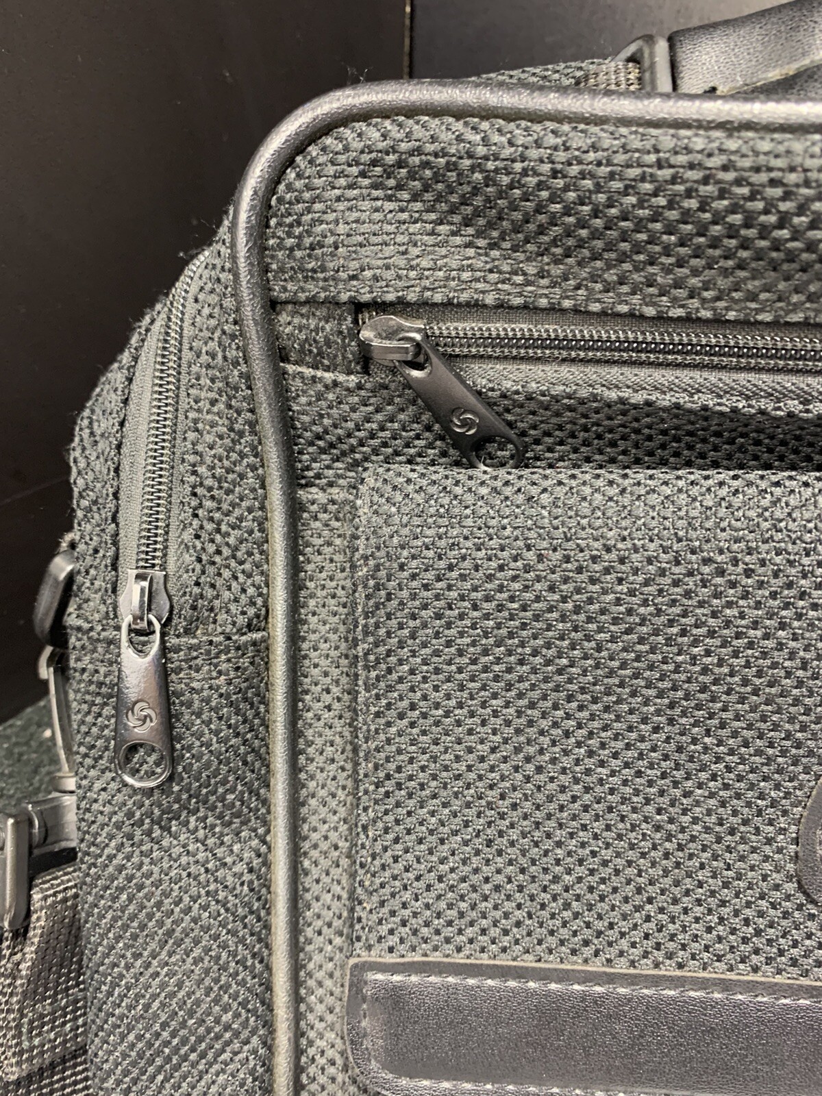 Vintage Samsonite Tweed Luggage Black Shoulder Messenger Bag 12 x 12 (Black)