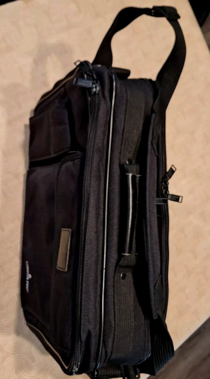 London Fog Black Computer Overnight Travel Luggage Bag w/ Strap