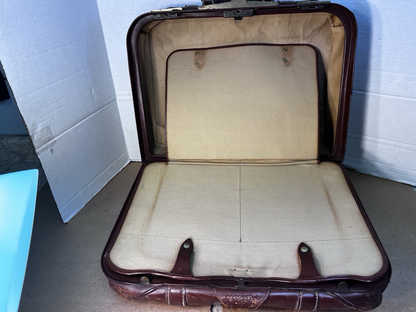 Vintage Top Grain Cowhide Leather Luggage Suitcase Doctor Bag 20x15x8 Distressed