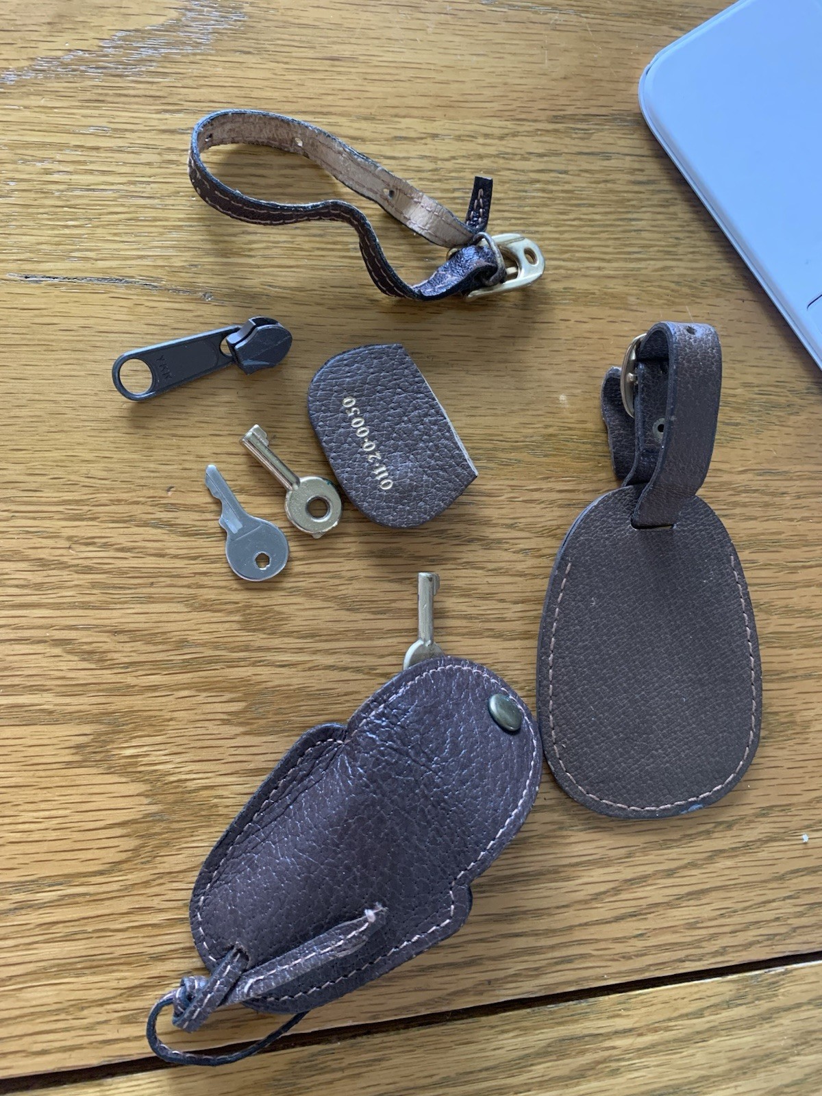 Authentic Gucci Logo Sign Repair Kit Replacement Parts for Repair