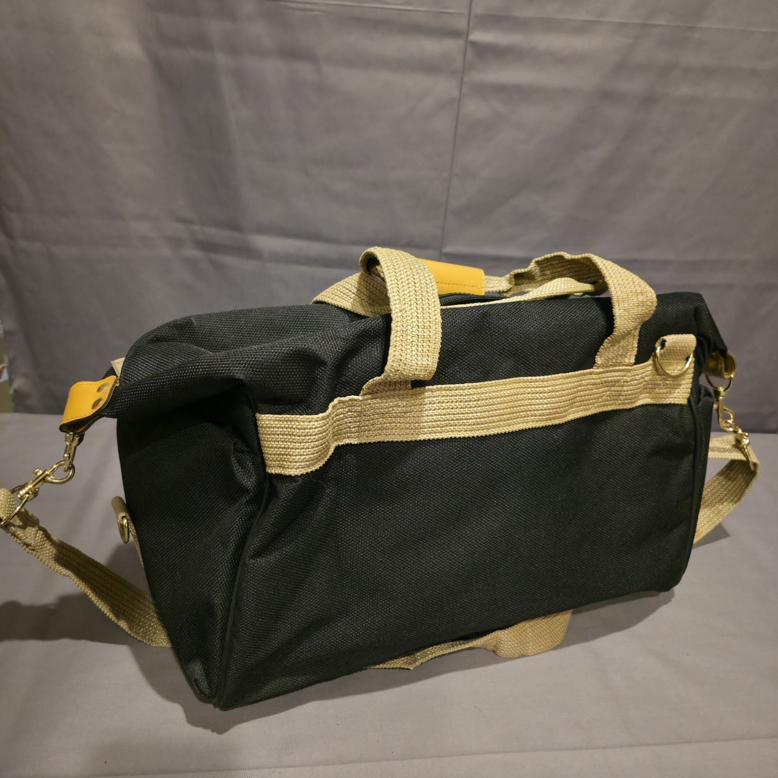 Fox News London Fog Black & Tan Travel Luggage Bag w/ Strap 12 x 17 Zip