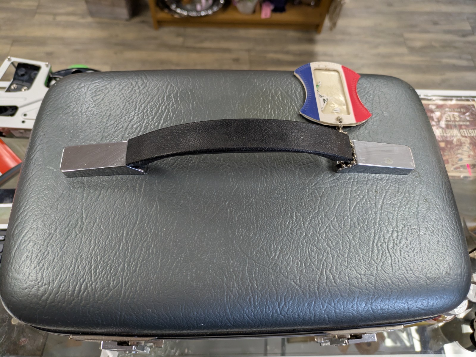Vintage American Tourister Train Case Makeup Vanity Gray Hard Shell
