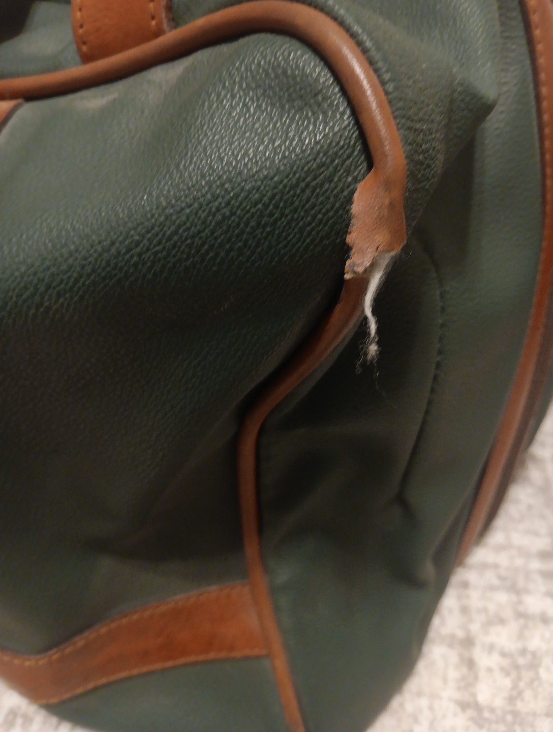 vtg Bric’s Designed by Bojola Leather duffel bag Florence Italy 22x12x12