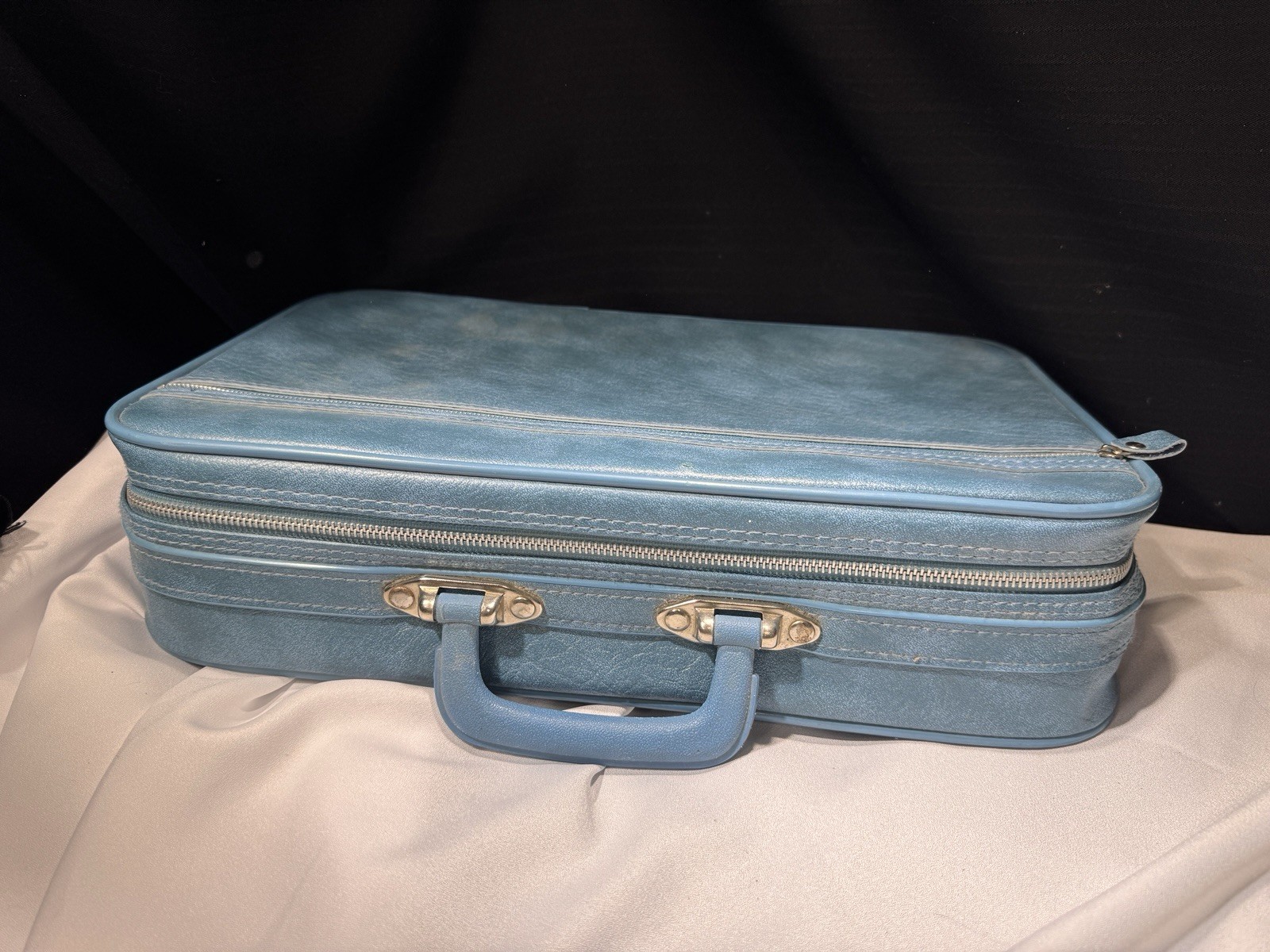Vintage SEARS Soft Luggage Blue Teal Marble (about 17” By 10.5” By 4”), Taiwan