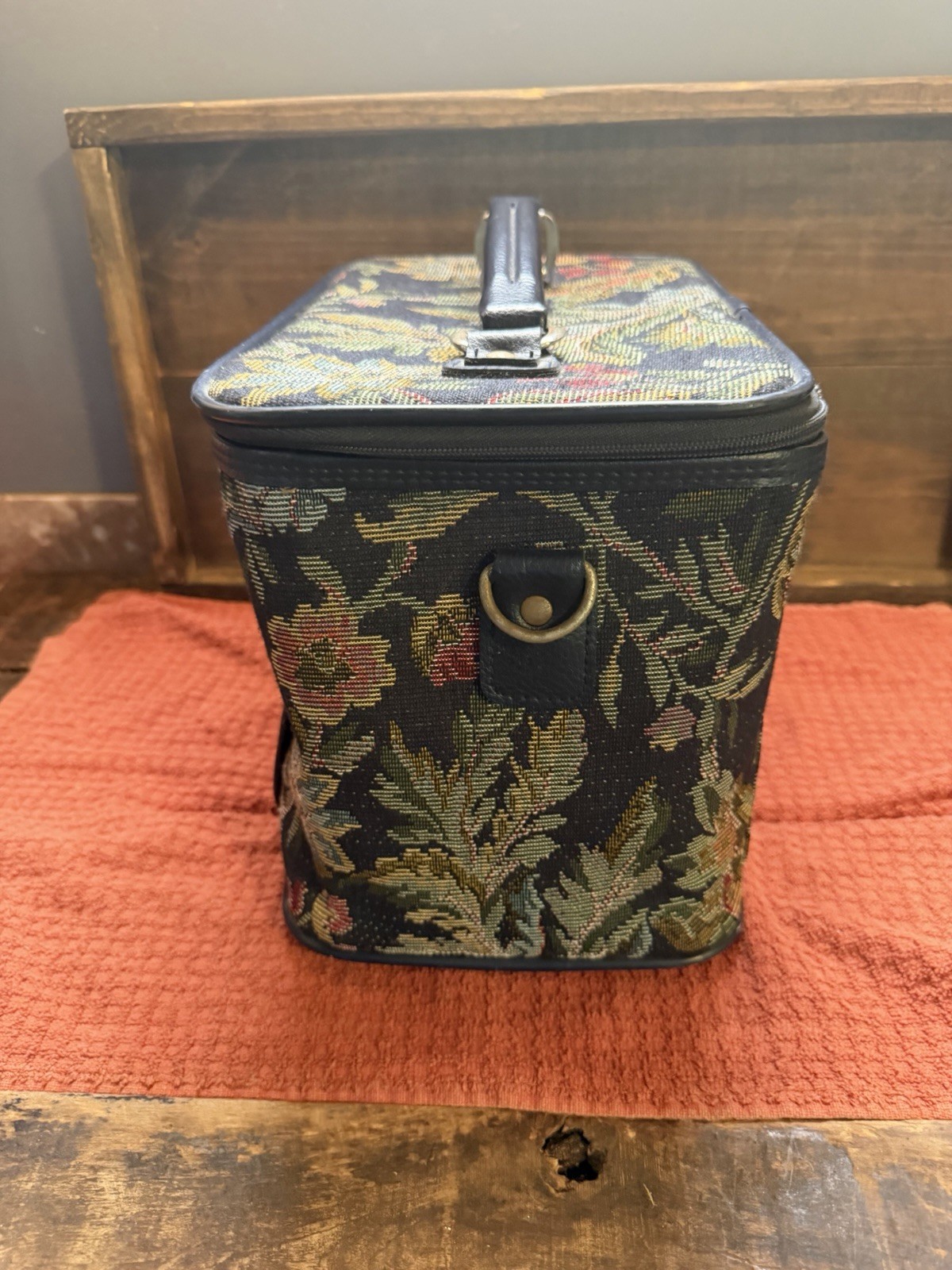 Vintage Jordache Tapestry Luggage Set 2pc Floral Travel Bag Carry On