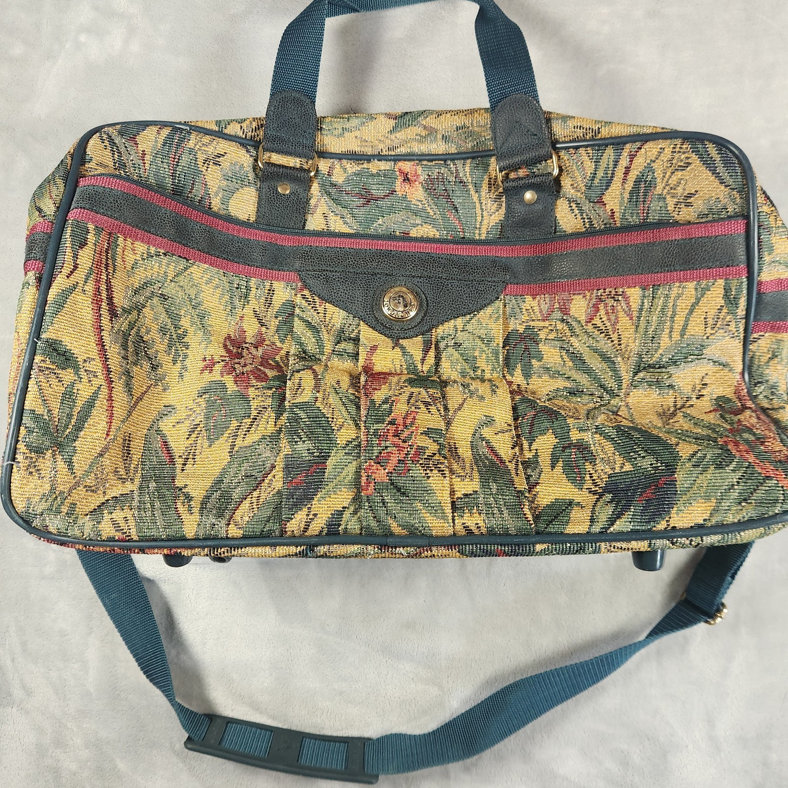 VTG 80s Jordache Floral Tapestry Carpet Bag Weekender Carry On 22x12x8 Taiwan