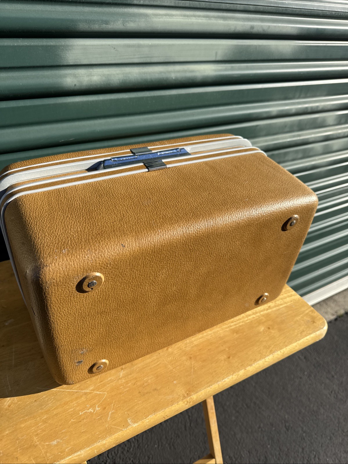 Vintage Sears Courier by Samsonite Train Case Brown w/ Tray Mirror