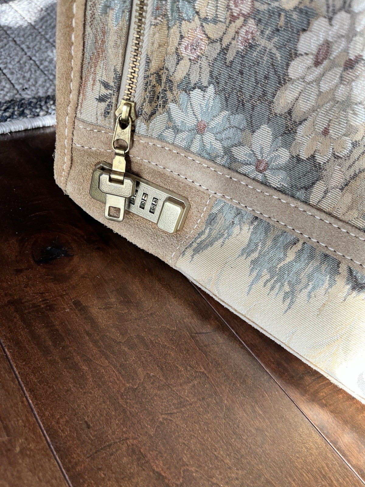 French Company Luggage Tapestry Luggage Paradise Series