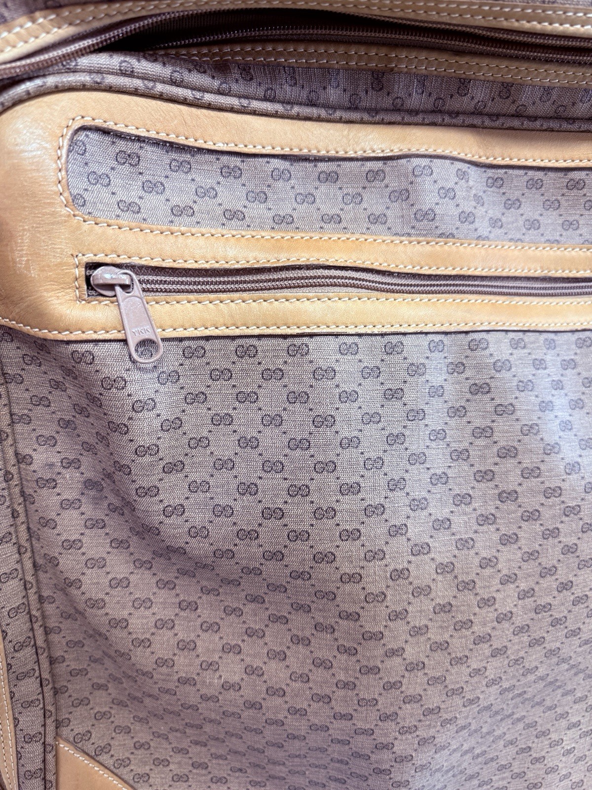 Late 1970s Canvas Gucci Large Travel Luggage/briefcase Vintage Authentic Gold HW