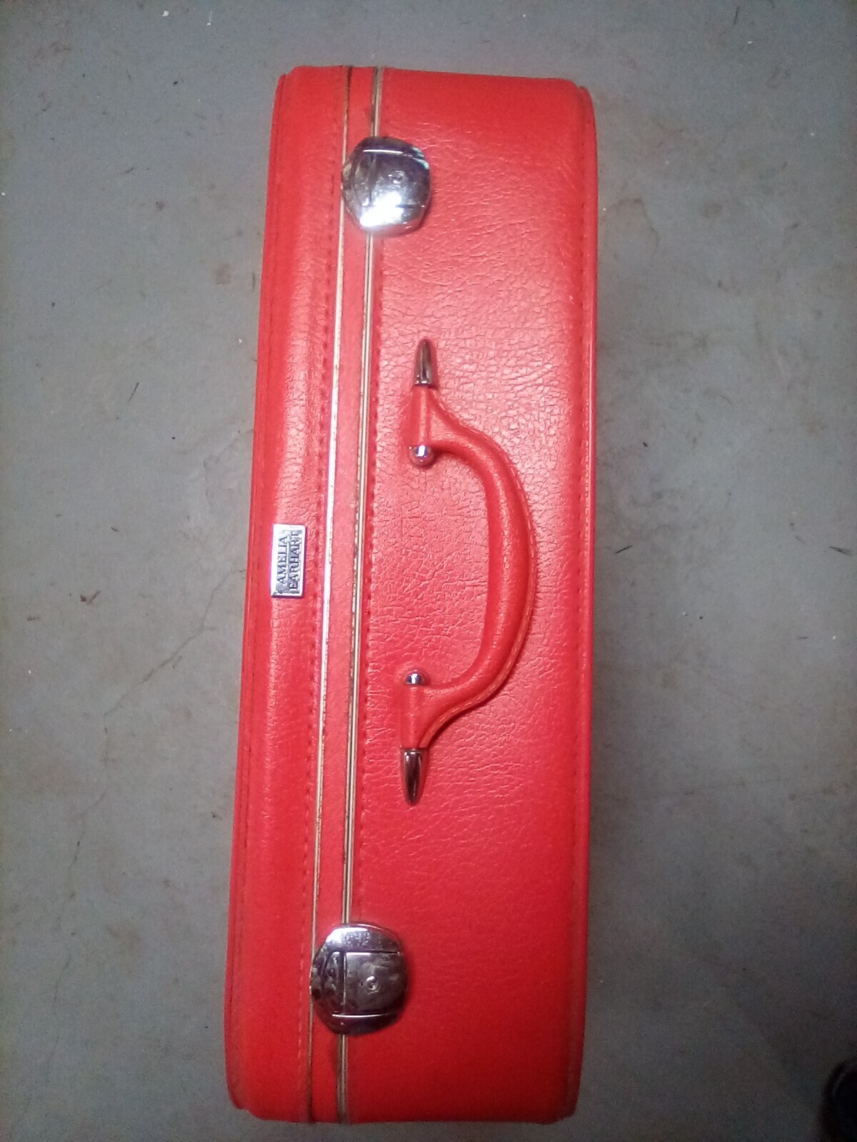 Vintage Amelia Earhart Suitcase–With Keys–Great Shape!