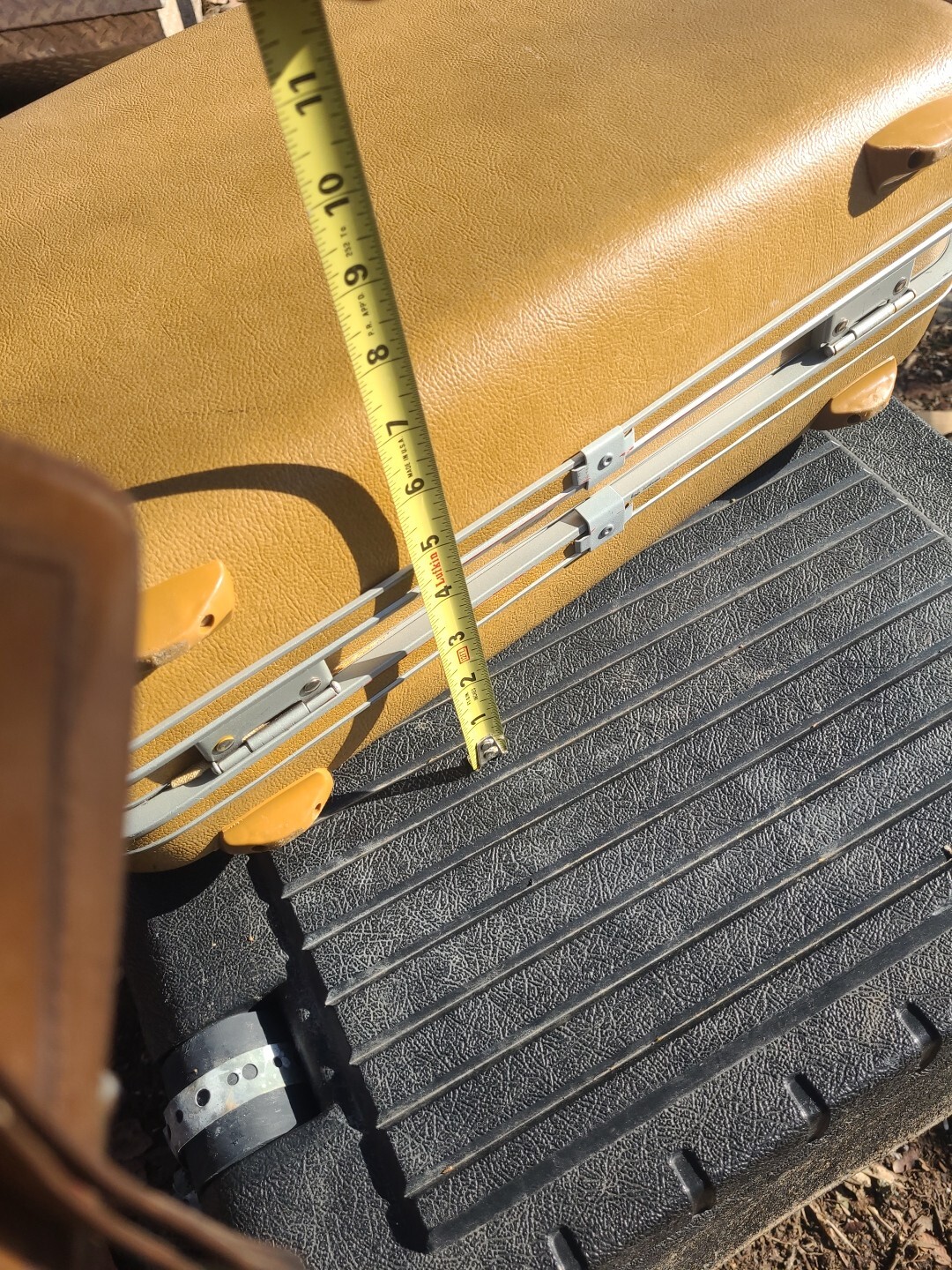 Vintage Medium Samsonite Silhouette Luggage Suitcase Hard Shell W/ Key