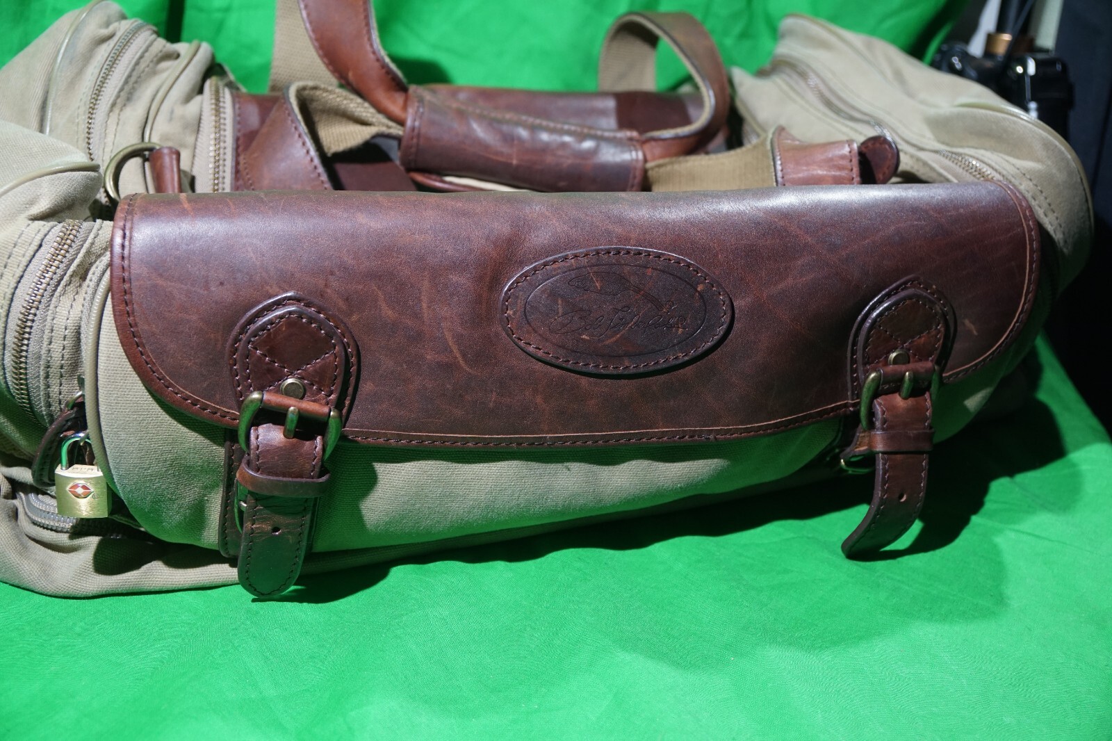 Bob Timberlake Vintage Canvas Leather Luggage Bag Heavy Duty Well Made