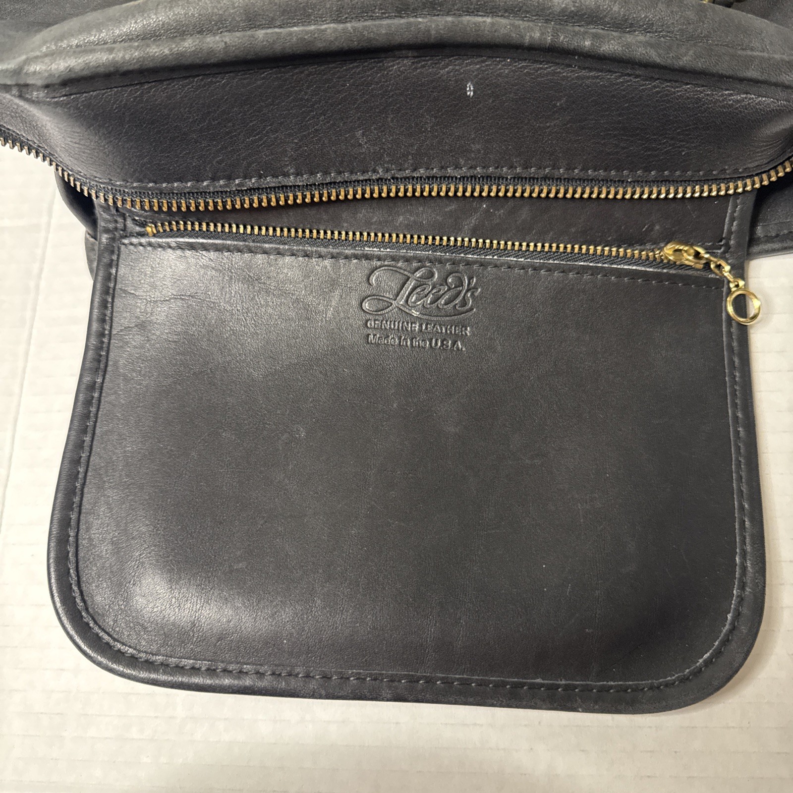 Leeds Vintage Black Leather Tote Handbag Purse Adjustable Straps 13x11x4