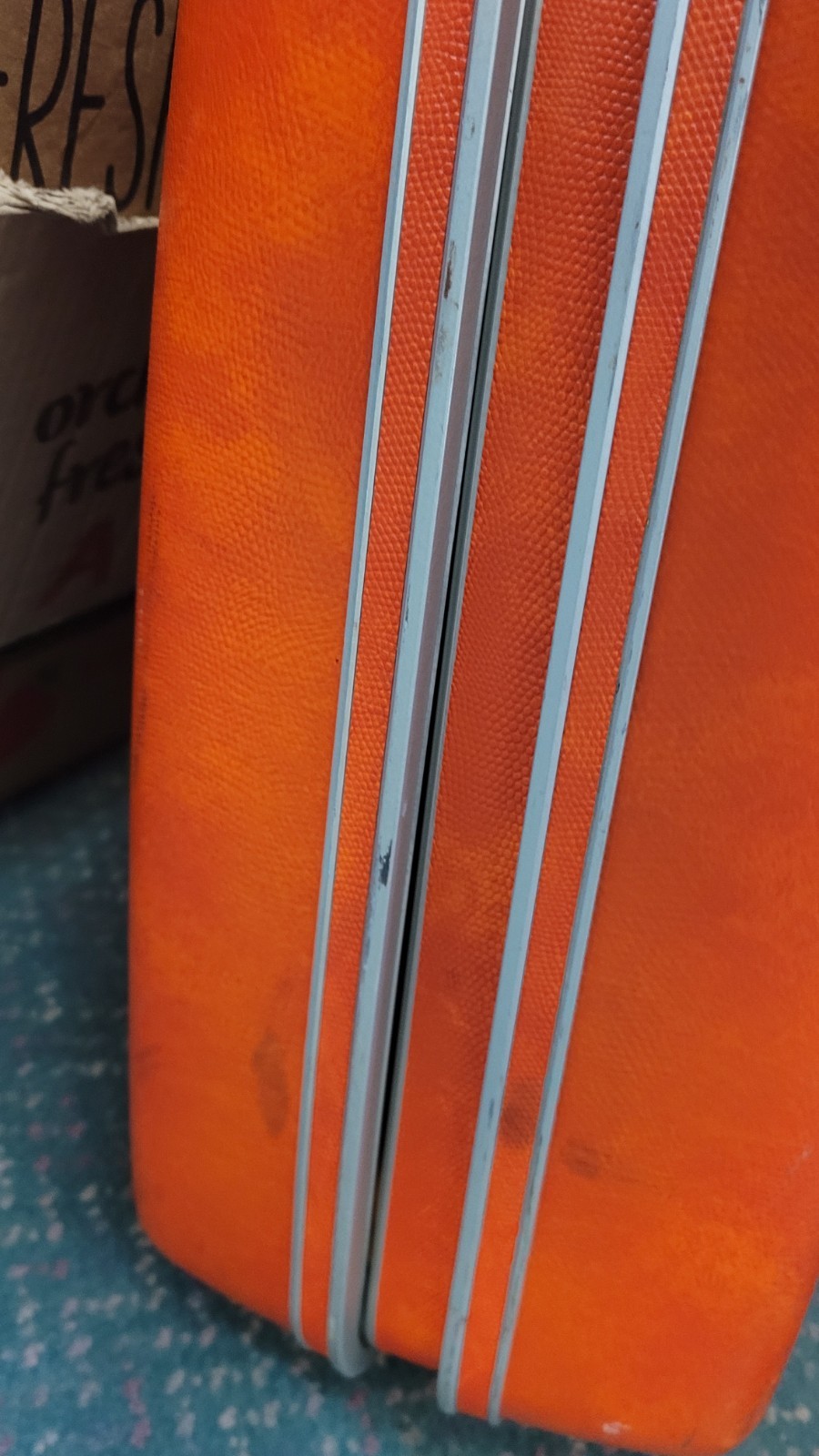 Orange Samsonite Silhouette Luggage Suitcase Vintage Hard Shell 25″ No Key