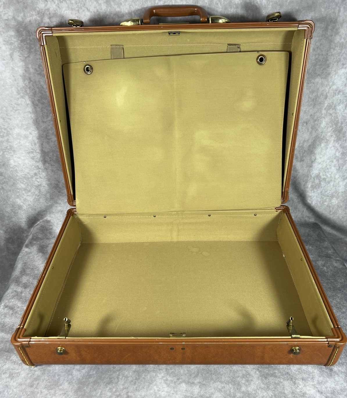 Vintage Samsonite Streamlite Shwayder Bros Saddle Tan Suitcase Luggage No Key