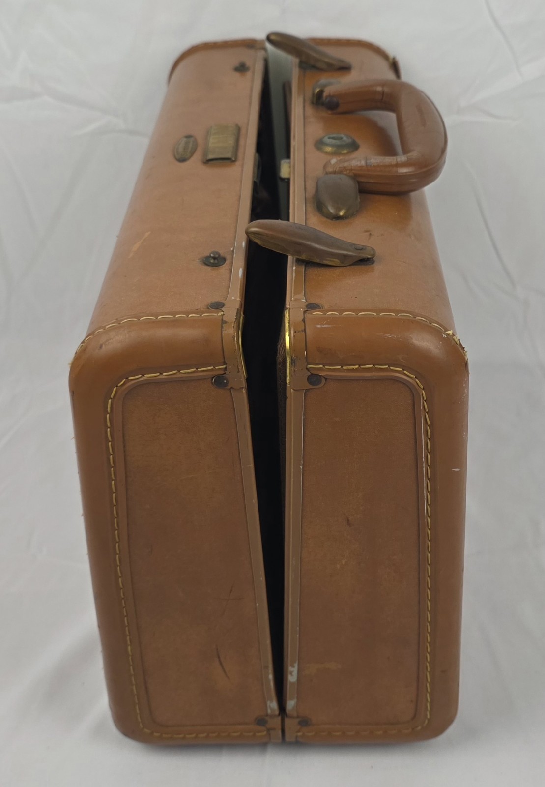 Vintage 1950s Samsonite Shwayder Bros. Brown Hard Shell Suitcase Travel Luggage