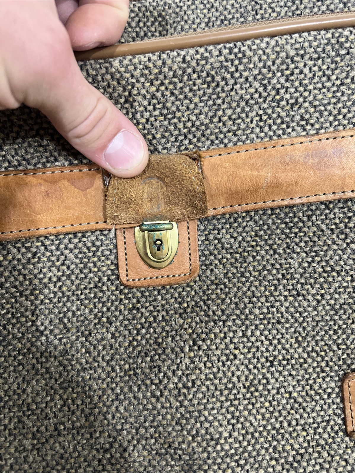 Vintage Hartmann Luggage Tweed & Leather Travel Shoulder Messenger Bag Carry On
