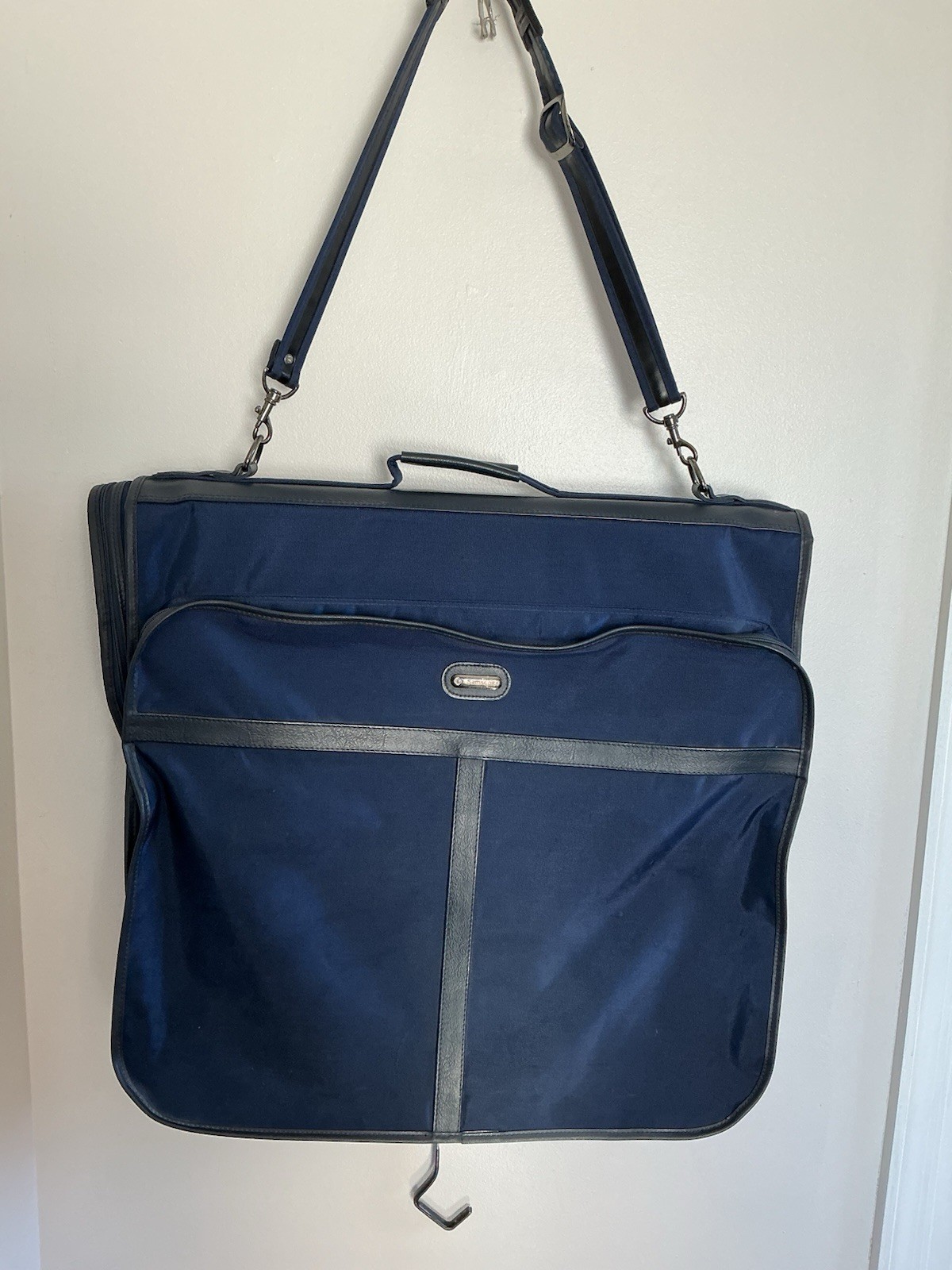 Vintage Samsonite Royal Traveler Medalist Folding Suit Bag Carrier