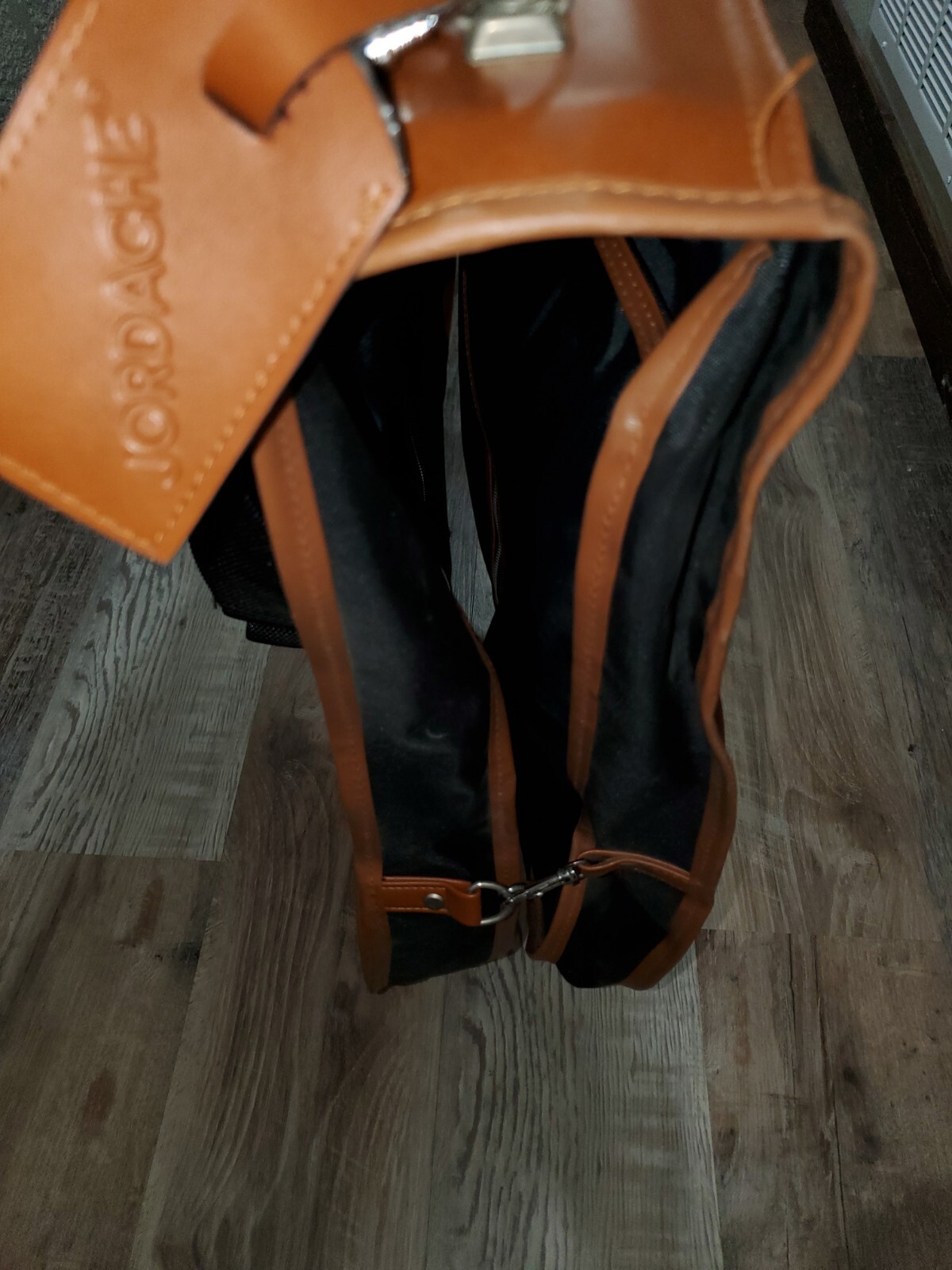 JORDACHE Garment Travel Suit Bag Black Brown 42”