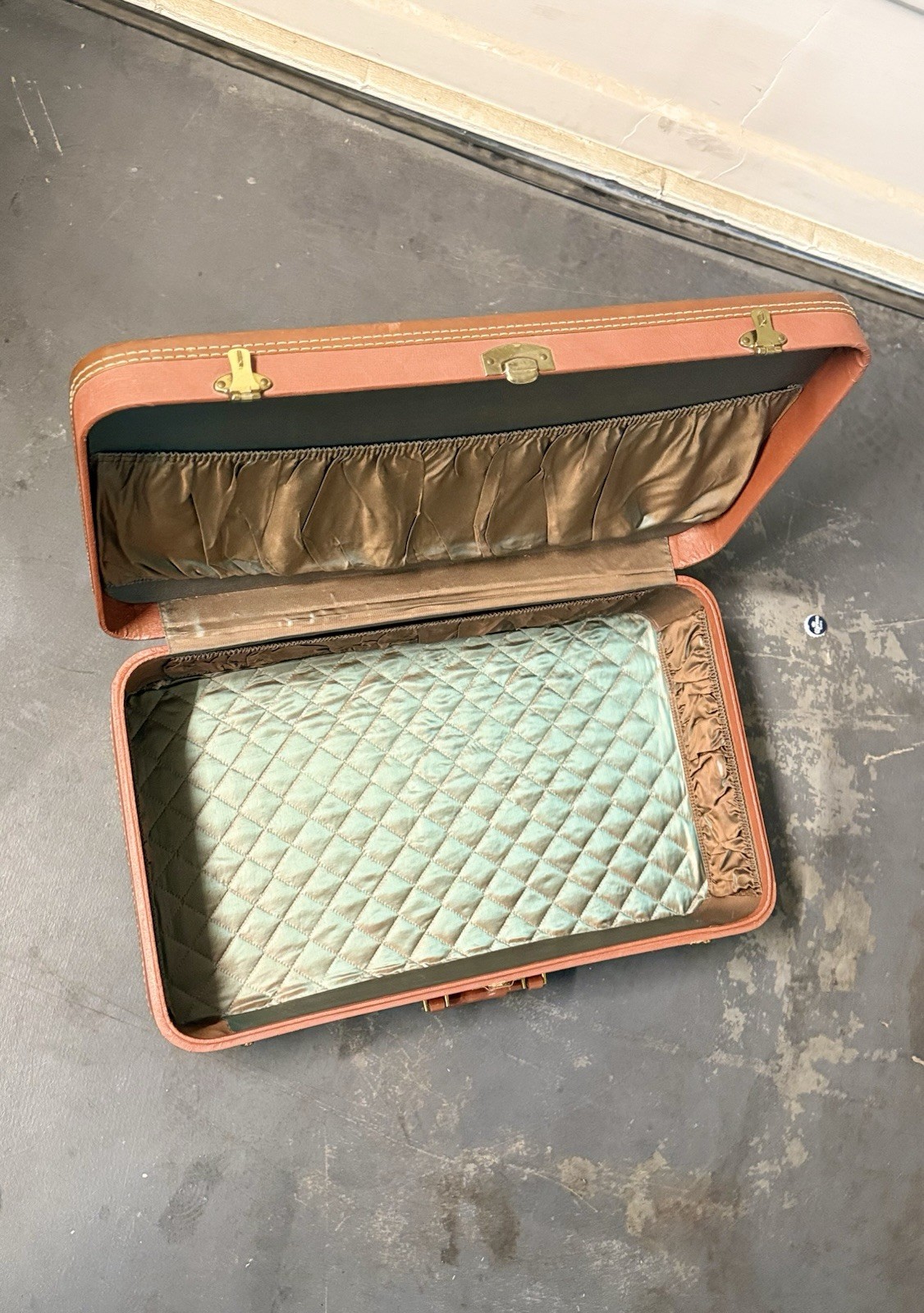 Retro 50s/60s Tan Leather Luggage w/ Luxury Satin Lined Interior