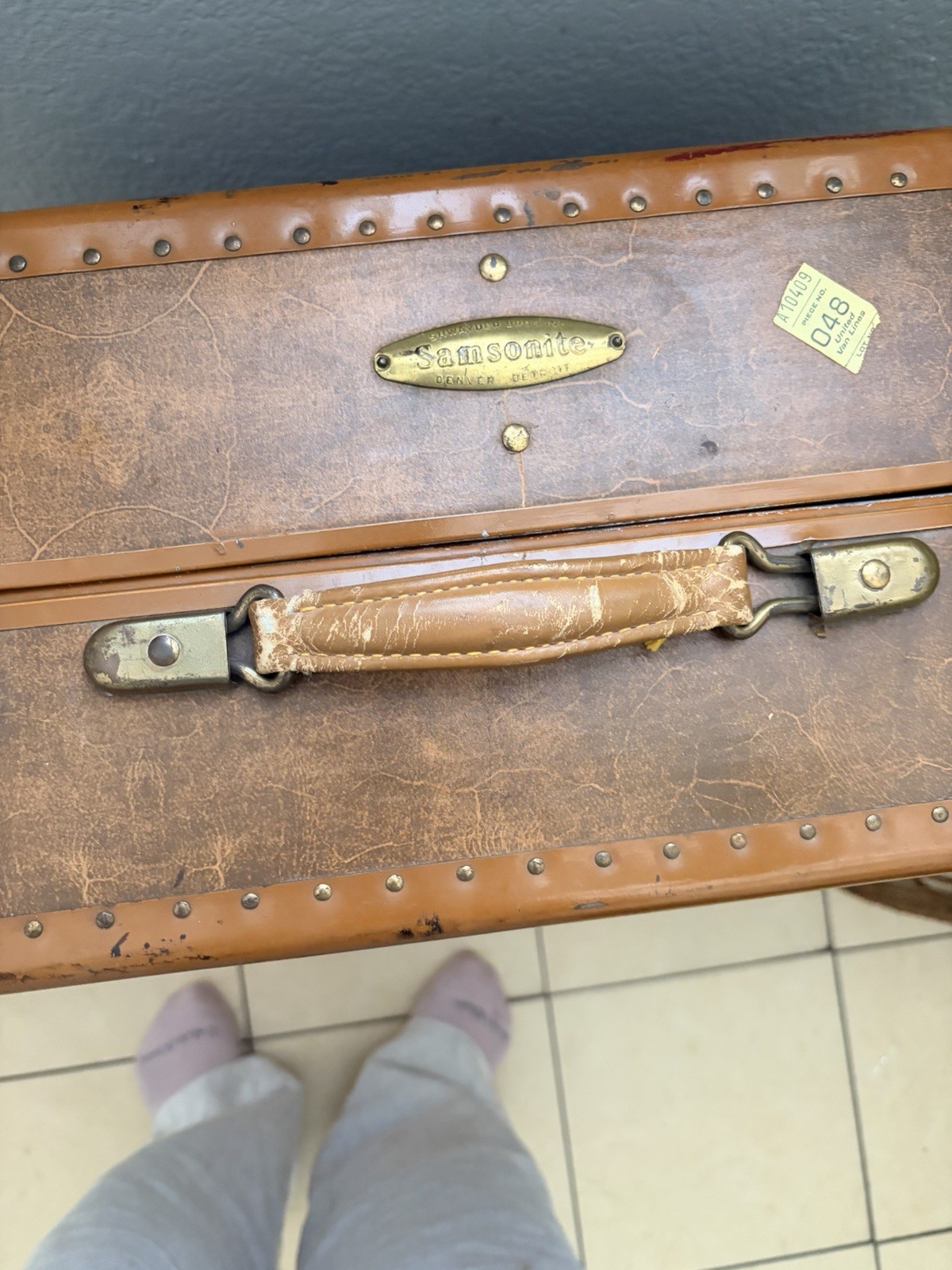 1930s Samsonite Vulcanized Fiber Travel Trunk Suitcase Antique Luggage