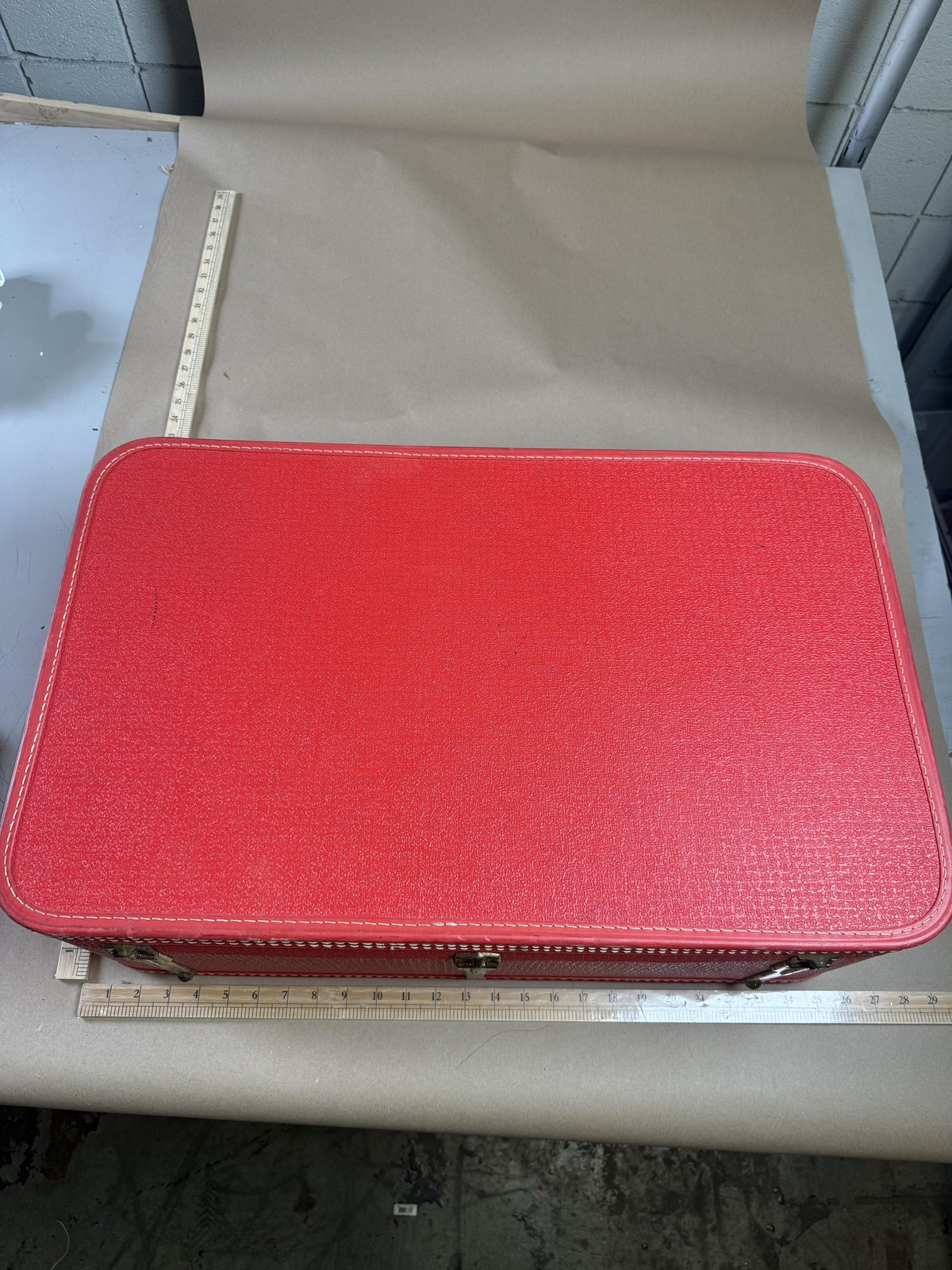 Vintage Starline Red Vinyl Hard Shell Suitcase Luggage Retro no keys locked