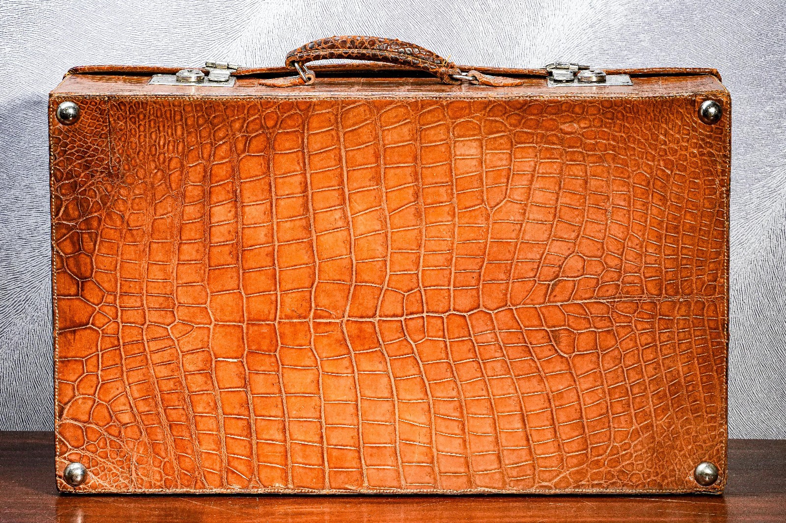 Large Light Brown Luxury Antique Crocodile Leather Travel Luggage Suitcase