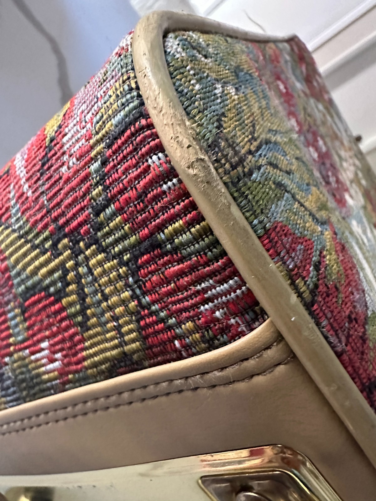 Vintage Floral Tapestry Rolling Garment Bag Suitcase | 80s Travel Luggage | Boho