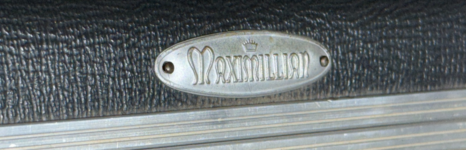 Vintage Maximillian Dark Gray Hardshell Briefcase Lockable W/ Keys