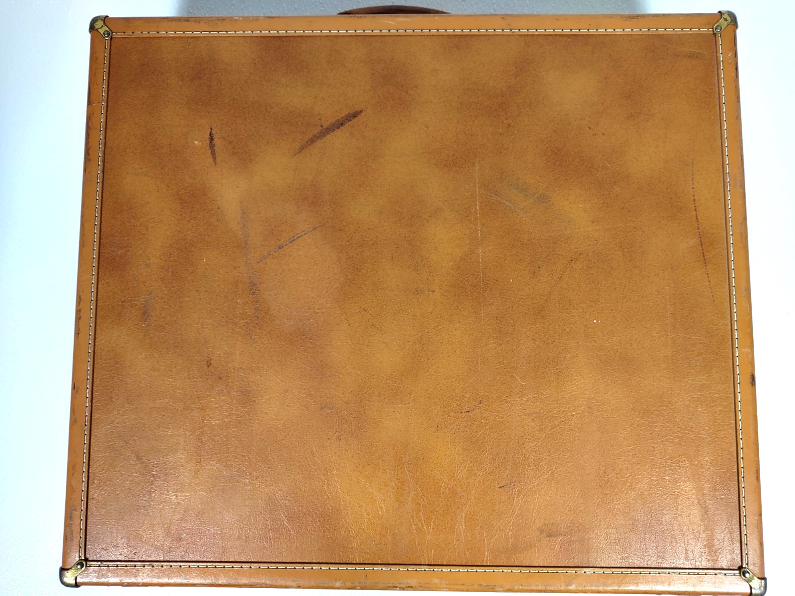 Vtg Hartmann Skymate Tan Hard Case Suitcase/Luggage 21″x18″x5.5″ No Key