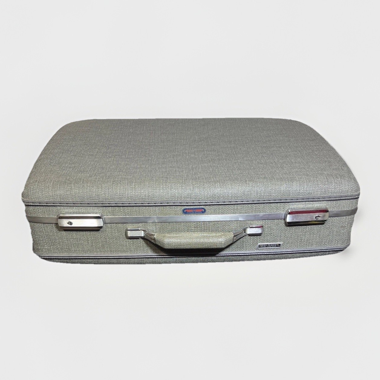 VTG 1960’s American Tourister Gray Hard Shell Suitcase Luggage w/Key 24″