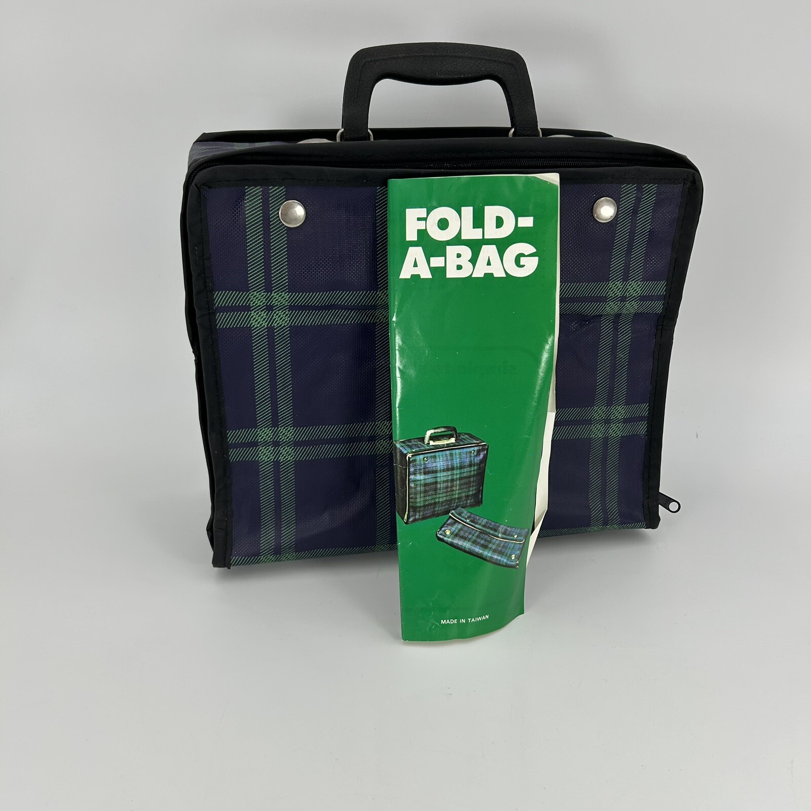Vintage Styletone Inc. Fold-A-Bag Collapsible Folding Suitcase Plaid