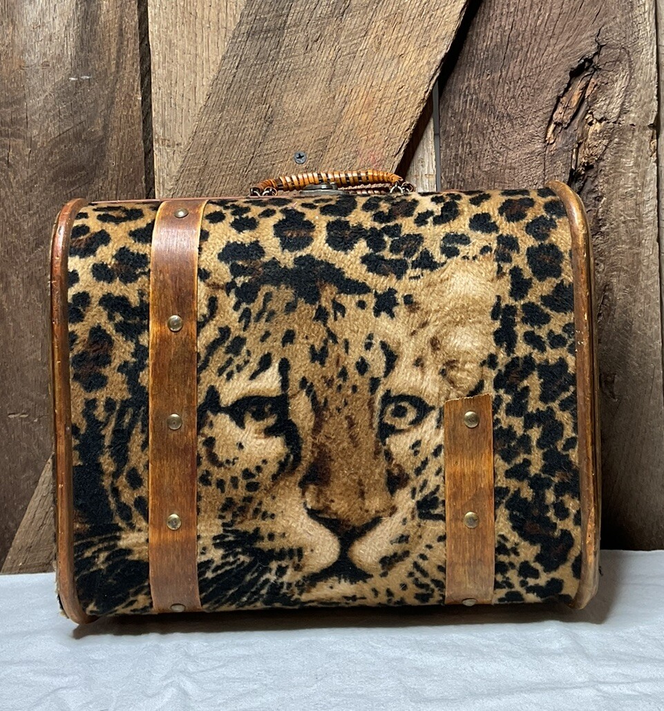 Vtg 1960’s Leopard Face Print Train Suitcase Purse Bamboo Trimmed