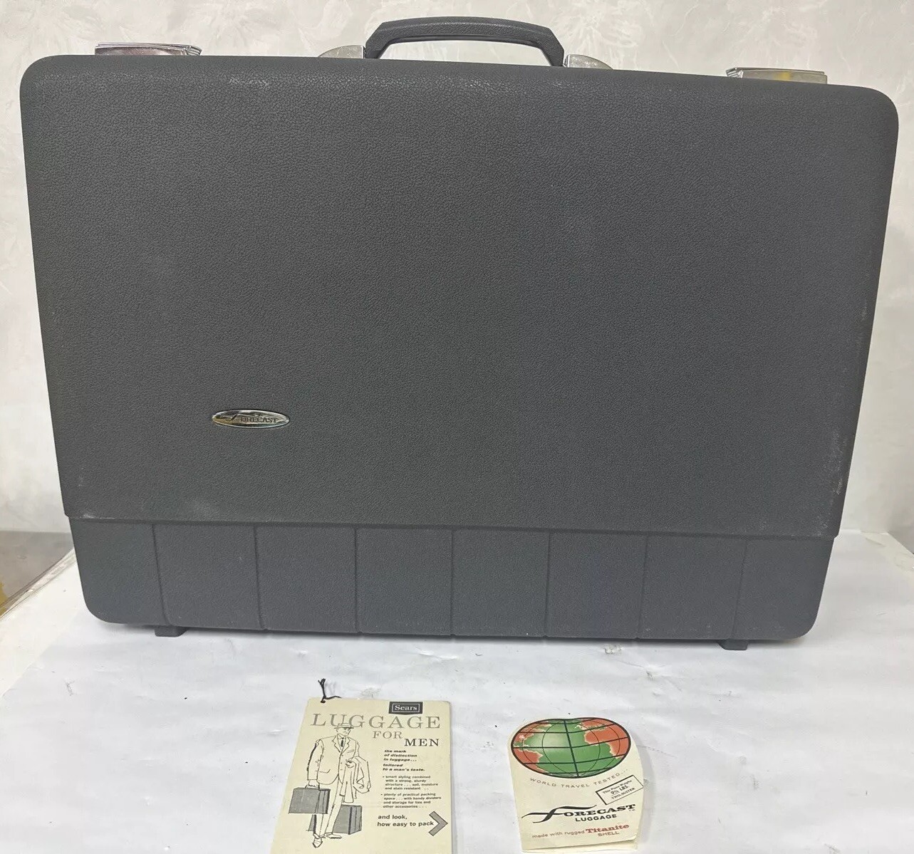 Vintage Samsonite Like Blue Hard Shell Luggage Suitcase Forecast Titanite Shell